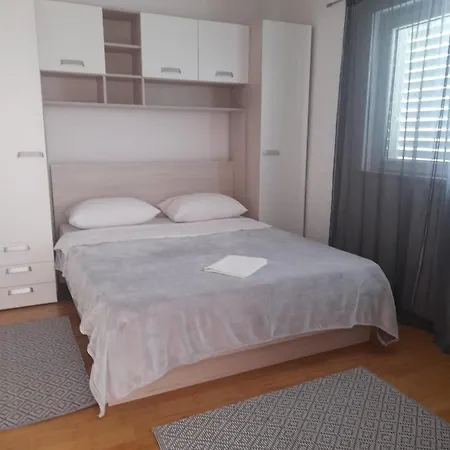 Апартаменты Apartman Lucija *